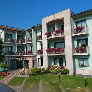 Eden Hotel